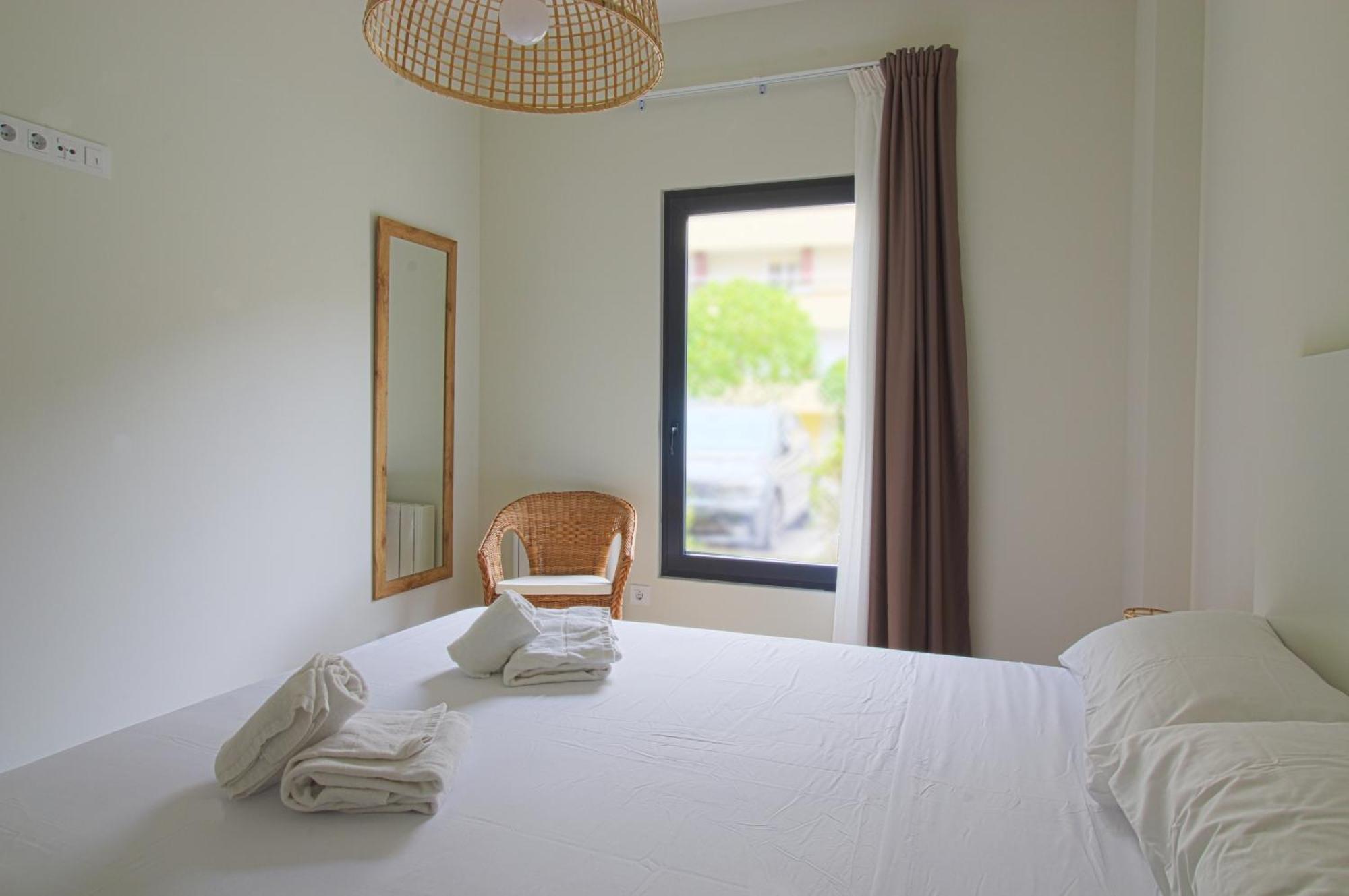 Apartamentos Costa Meron San Vicente De La Barquera Luaran gambar