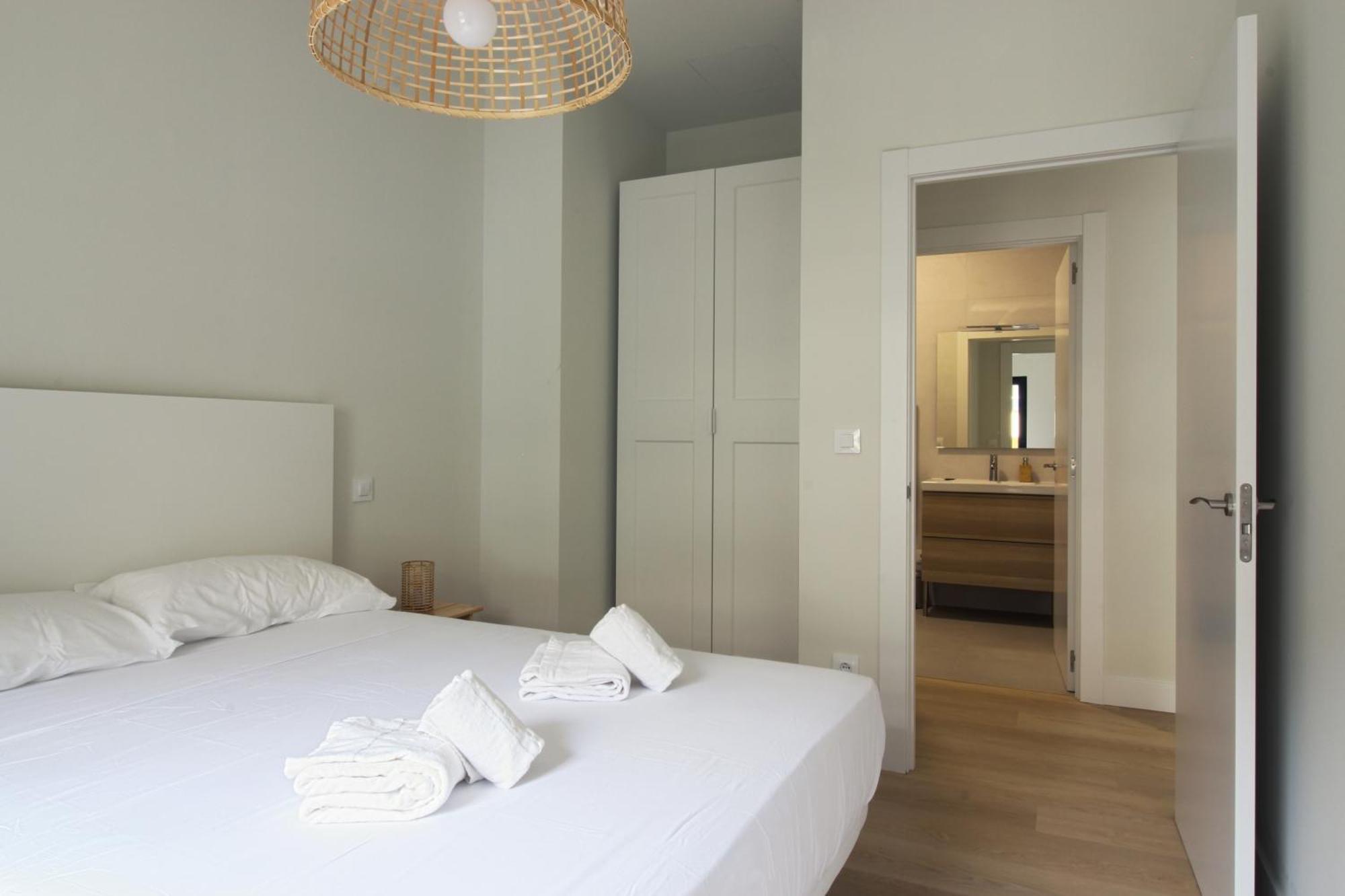 Apartamentos Costa Meron San Vicente De La Barquera Luaran gambar